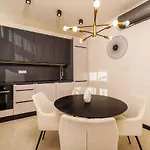 Apartment Lakefront In 55030