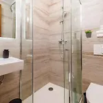 Lakefront In 55030 Apartamento